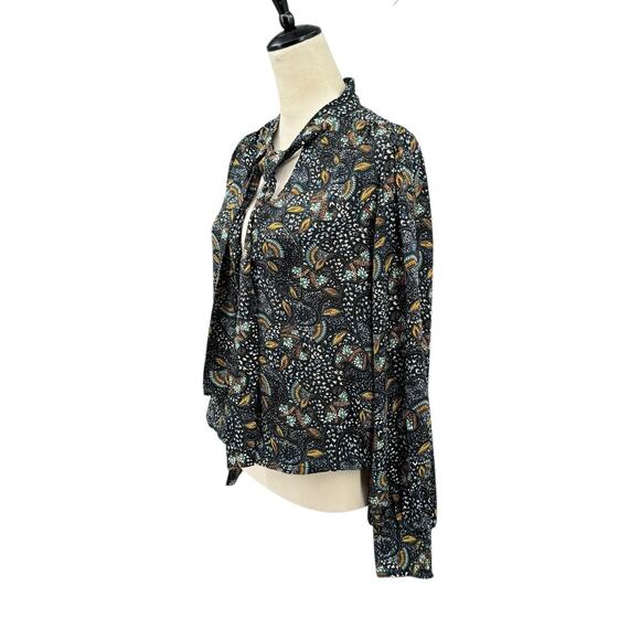 Evereve Charlie Neck Tie Teal Multicolor Printed Long Sleeve Chiffon Blouse - Picture 3 of 12